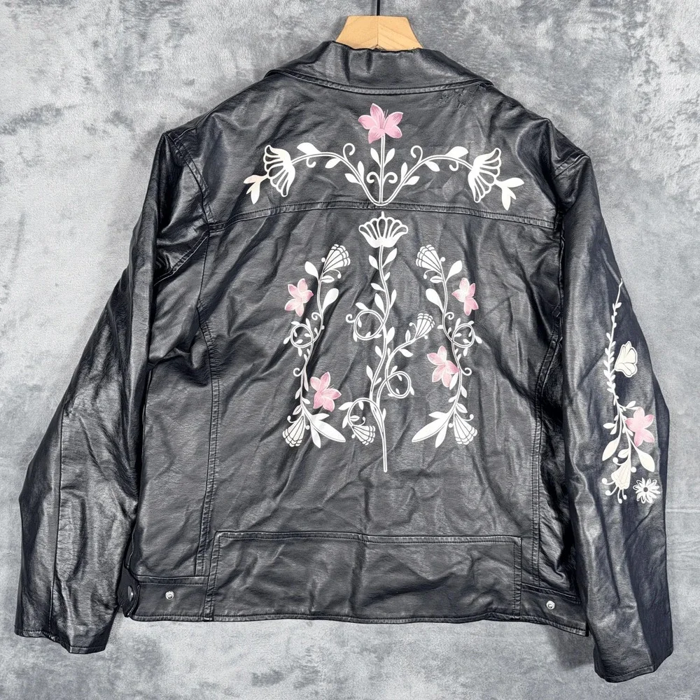 Charlotte‎ Russe Womens Faux Leather Moto Jacket Black Floral - Picture 3 of 7